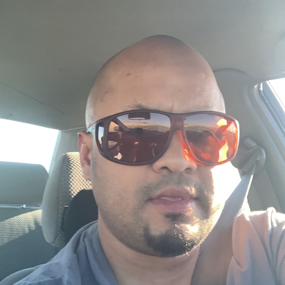 Meet your Posher, Christopher - Picture 1 of 1